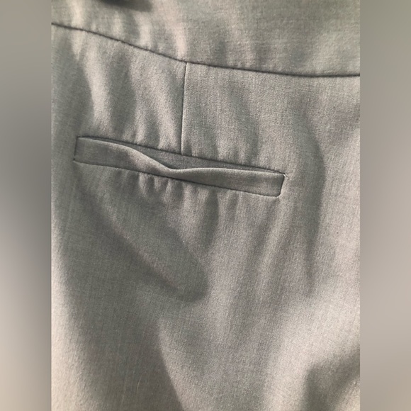 GUC Essentials by ABS Gray Women’s Capri Size 8 - Picture 5 of 7